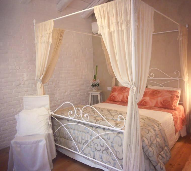 Bed & Breakfast Canova Treviso Oda fotoğraf